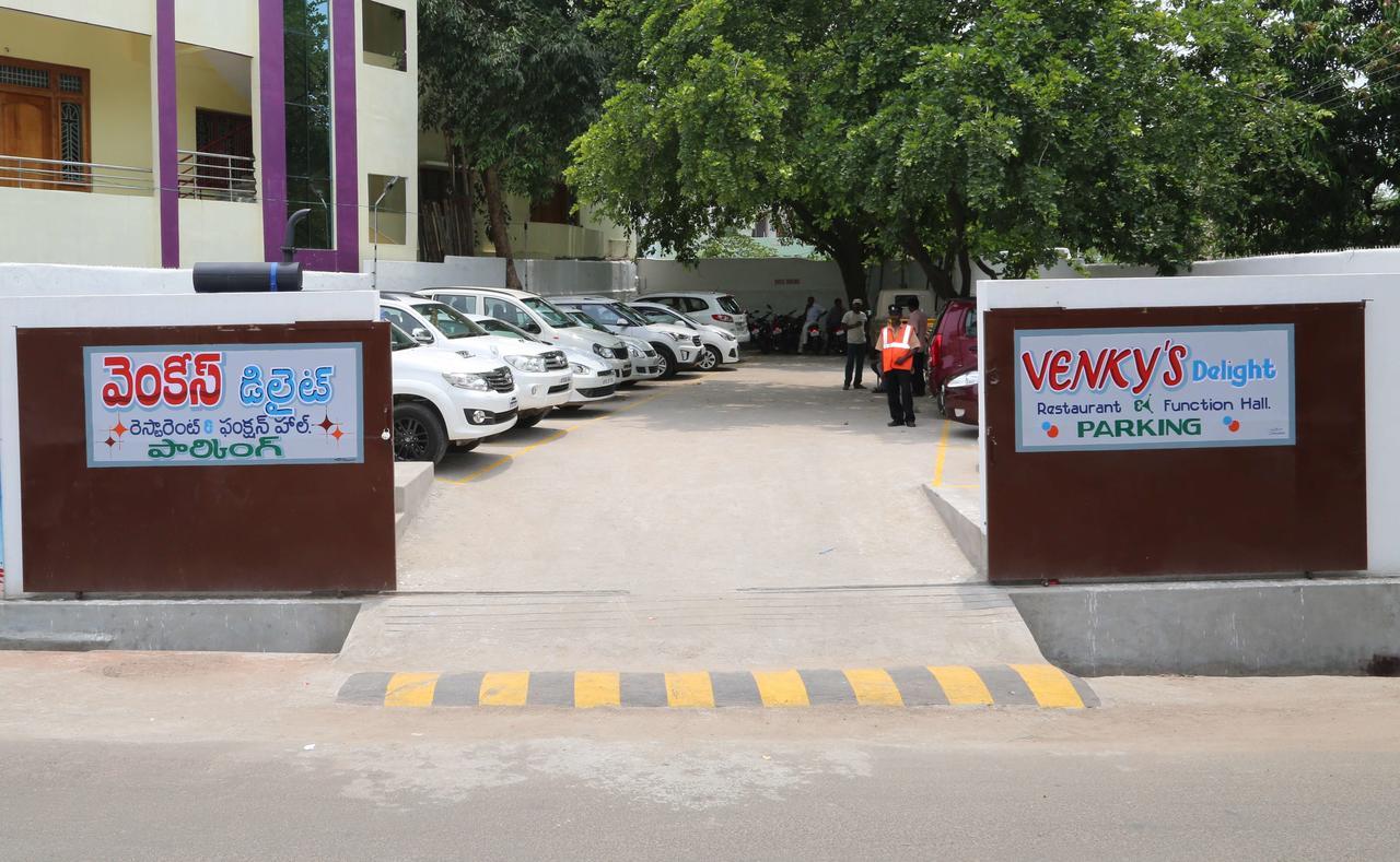 Venky'S Delight Hotel Rājahmundry Exterior foto